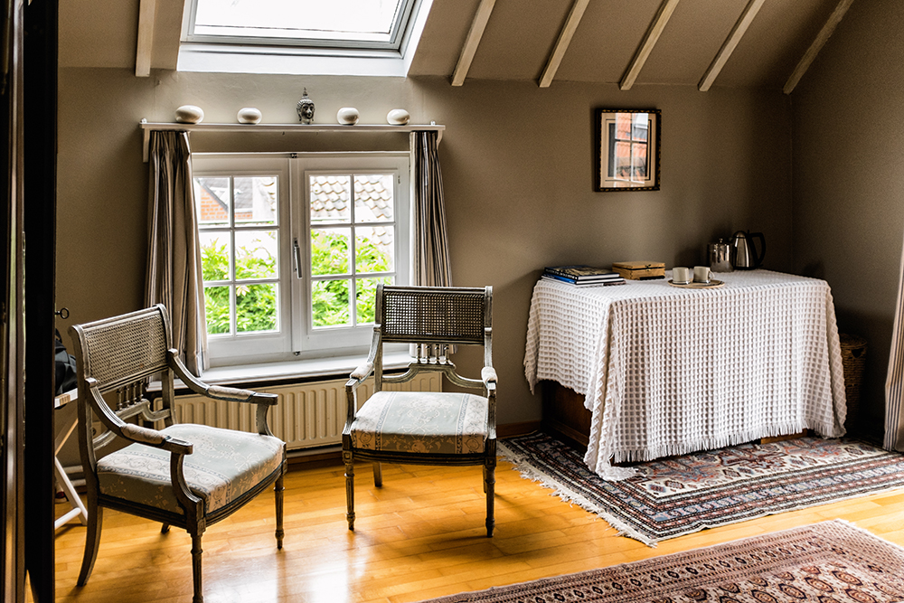 Bruges B&B bedroom desk Bruges Belgium