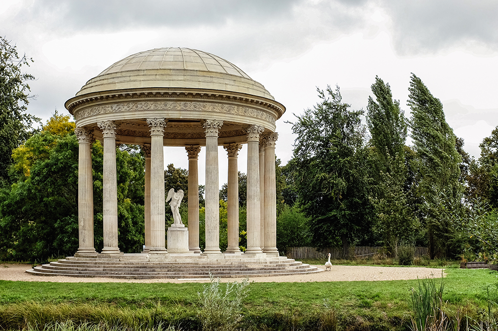 Paris Versailles gazebo goose Paris France