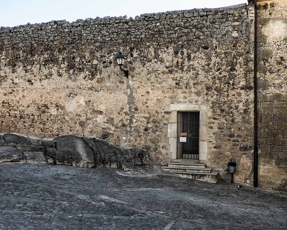 Convent selling cookies Trujillo Spain