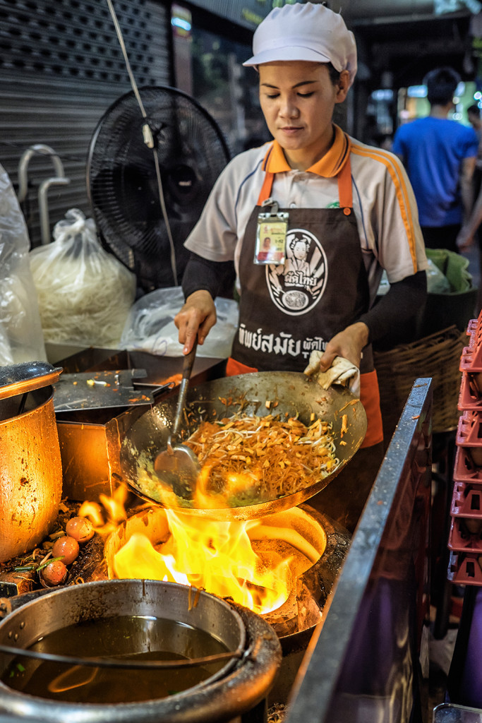 Thipsamai cook station Thai Bangkok Thailand