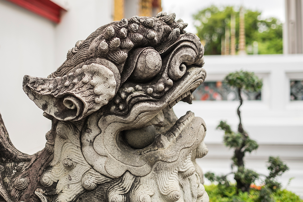 Wat Pho Chinese foo dog statue Bangkok Thailand