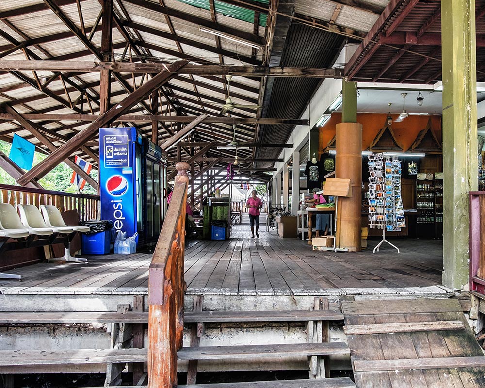 Damnoen Saduak floating market goods Bangkok Thailand